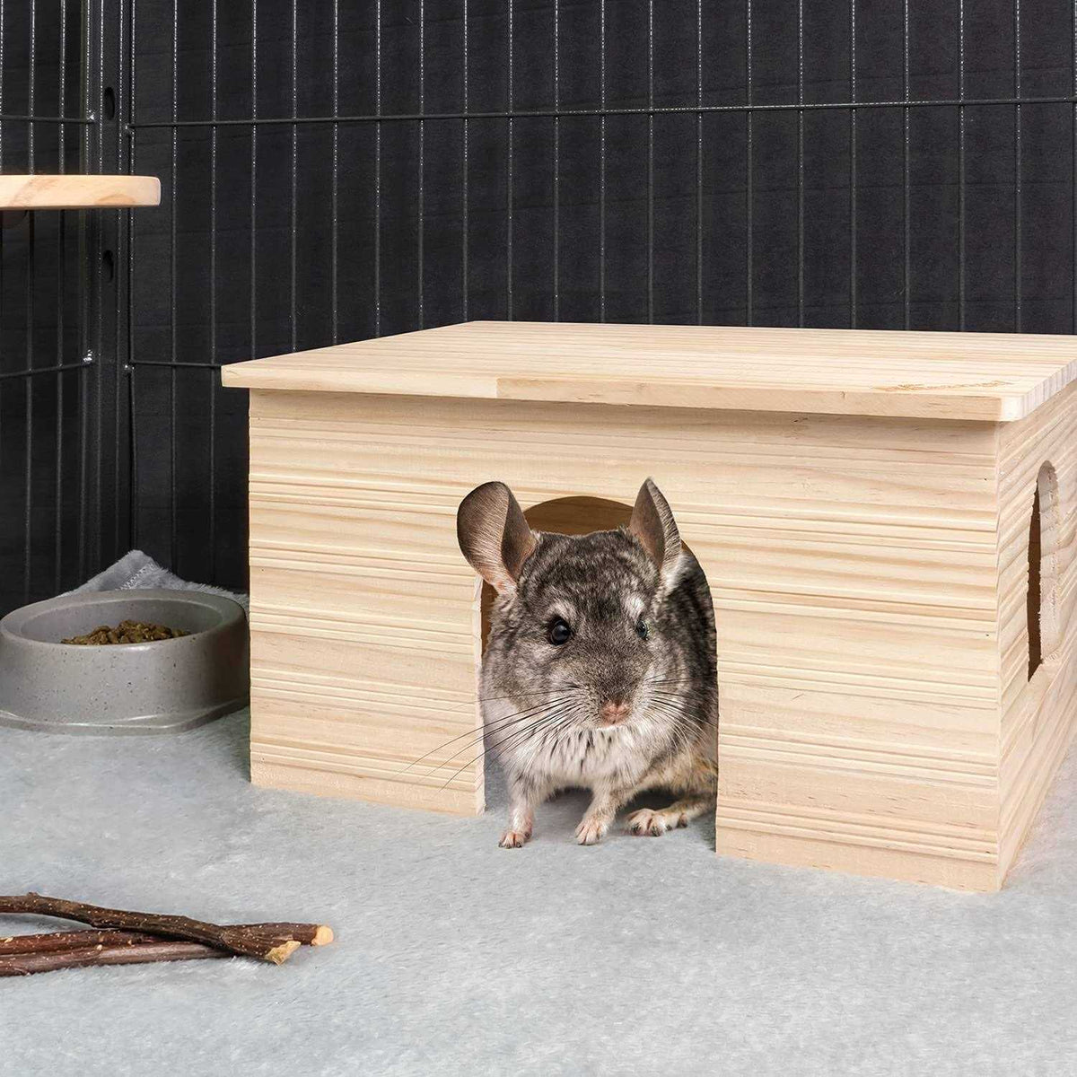 Wood House with Window Q835