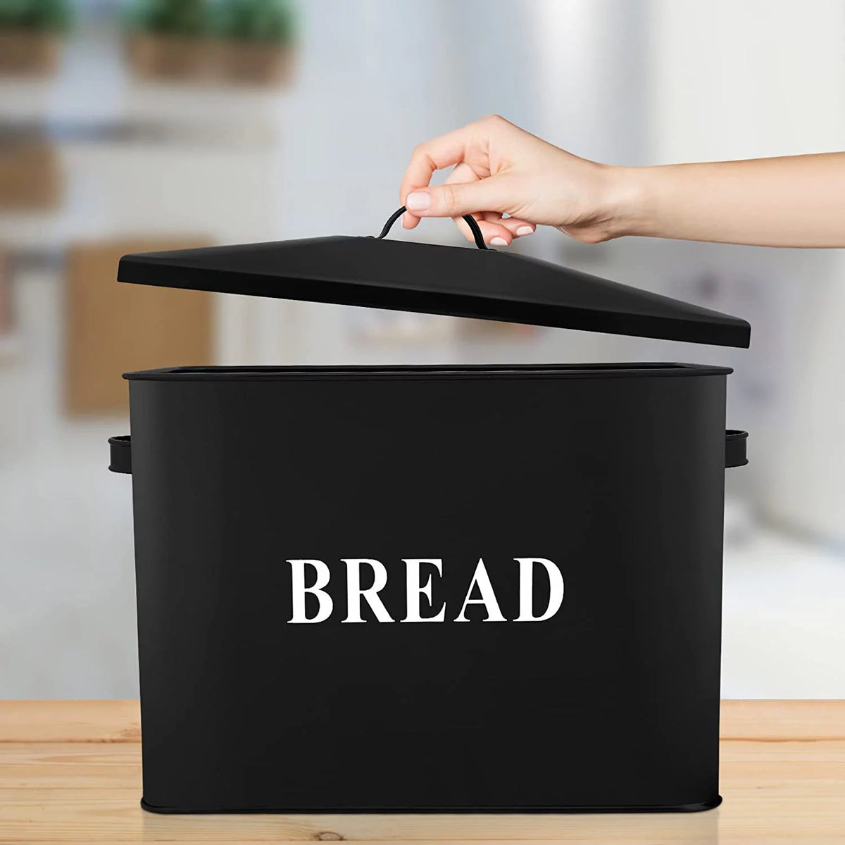 Black Metal Bread Box E385