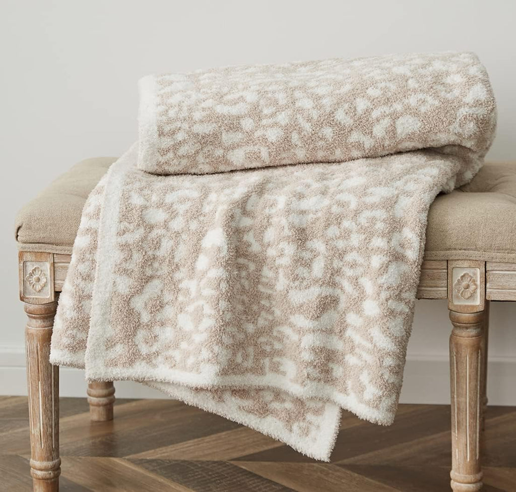 Leopard Cable Knitted Throw Blanket L4245