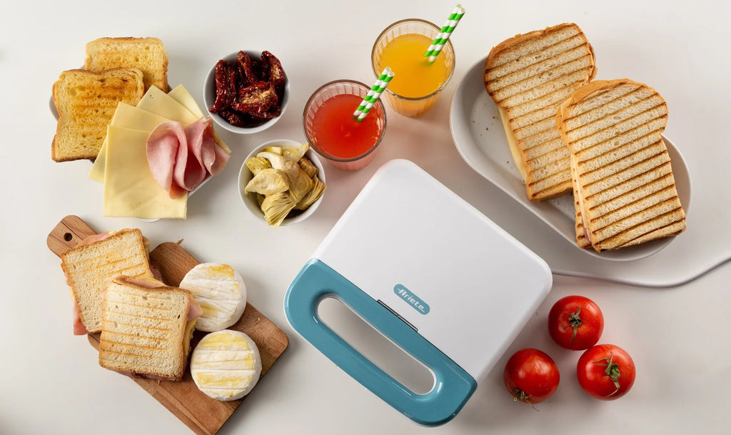 White Breakfast Sandwich Maker L448