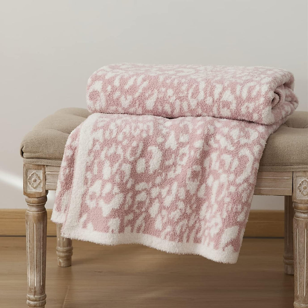 Leopard Cable Knitted Throw Blanket L4245