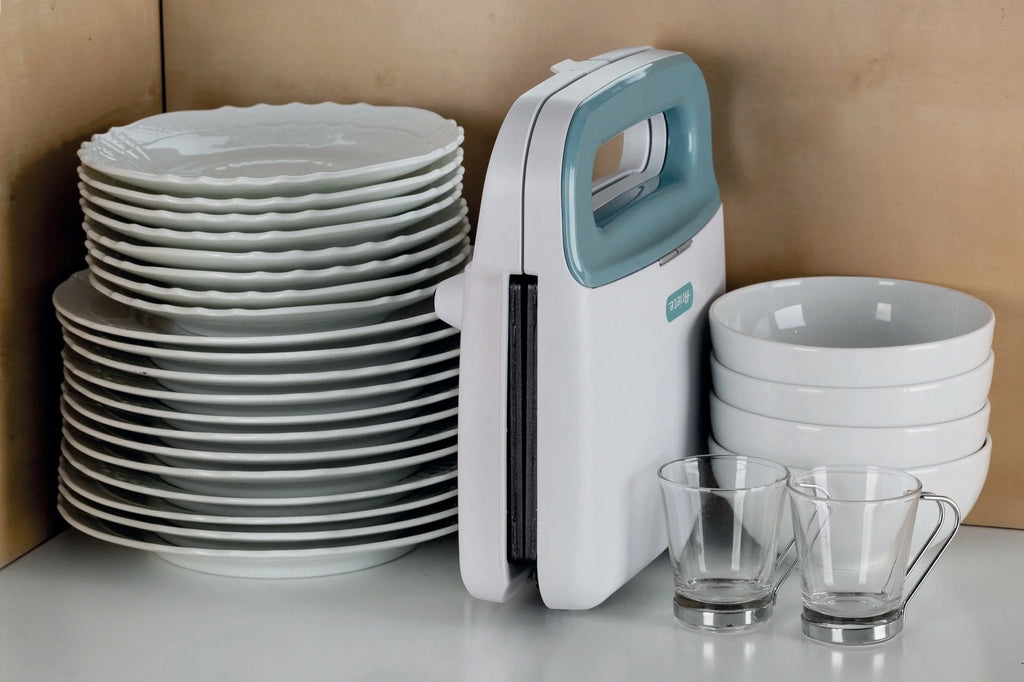 White Breakfast Sandwich Maker L448
