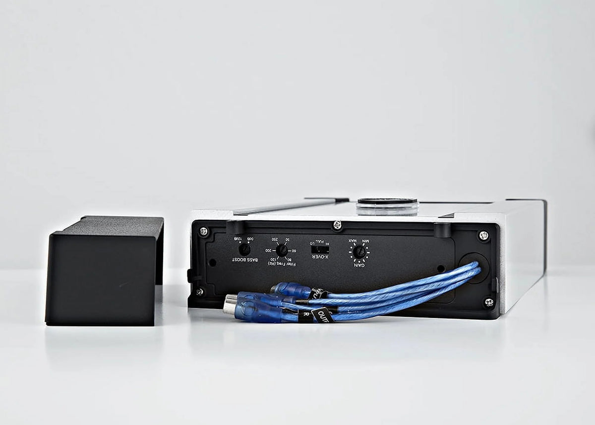 Marine Speaker Package with Amplifier and 6.5 Speakers O1222