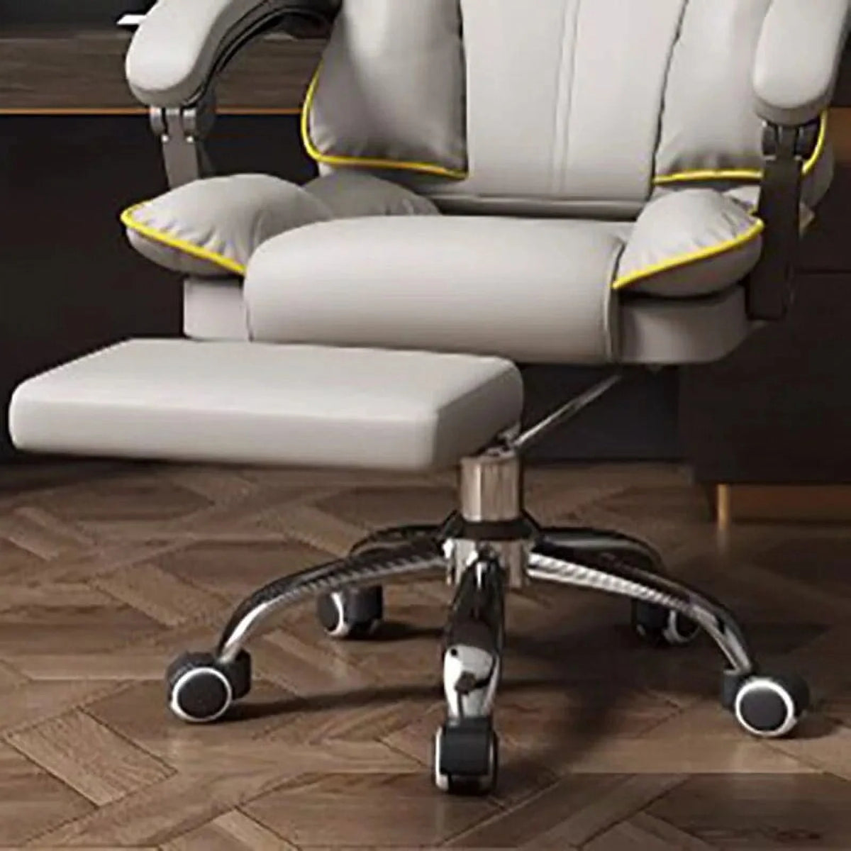 Leather Office Chair with Footrest and Wheels T4991