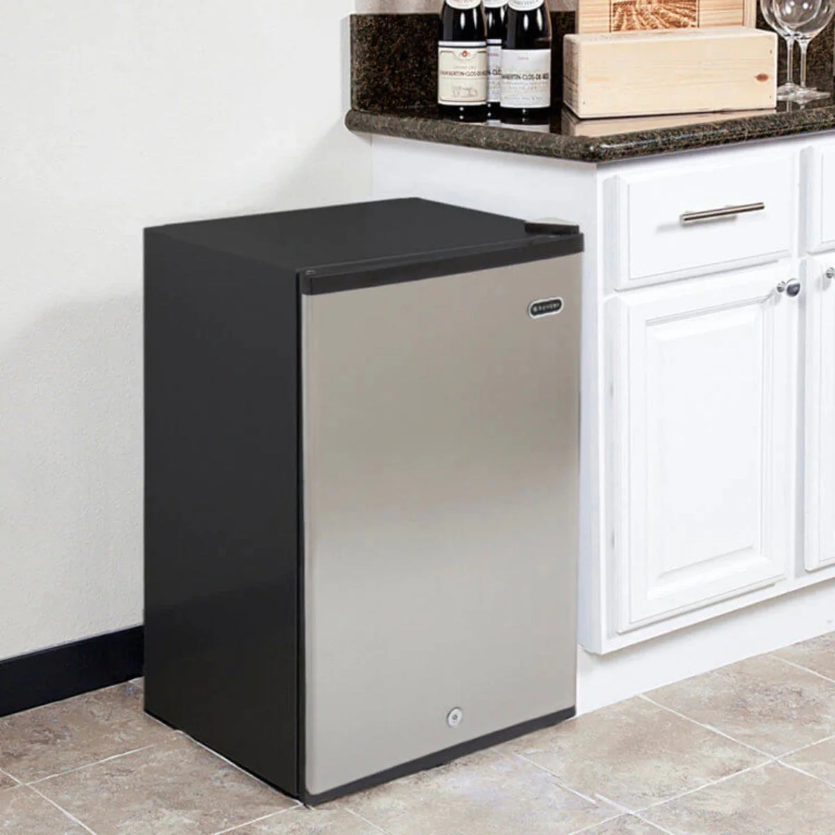 Black 3.0 cu. ft. Upright Freezer with Lock R693