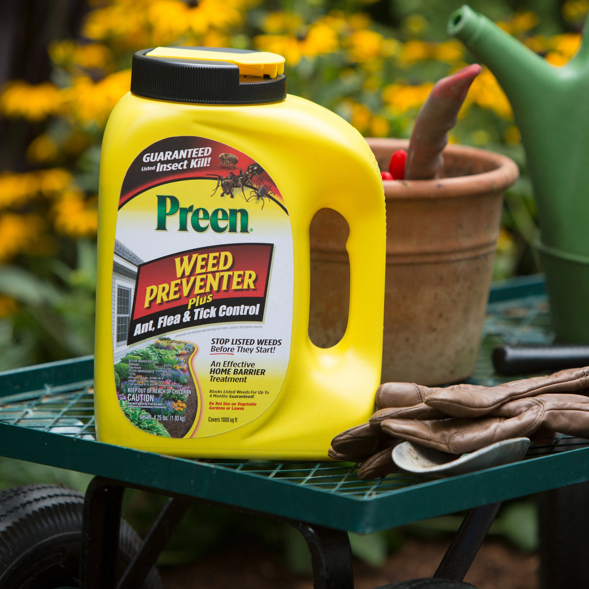 Preen Weed Preventer Plus Ant, Flea & Tick Control - 4.25 lb. Bottle - Covers 1,000 Sq. ft. T7780