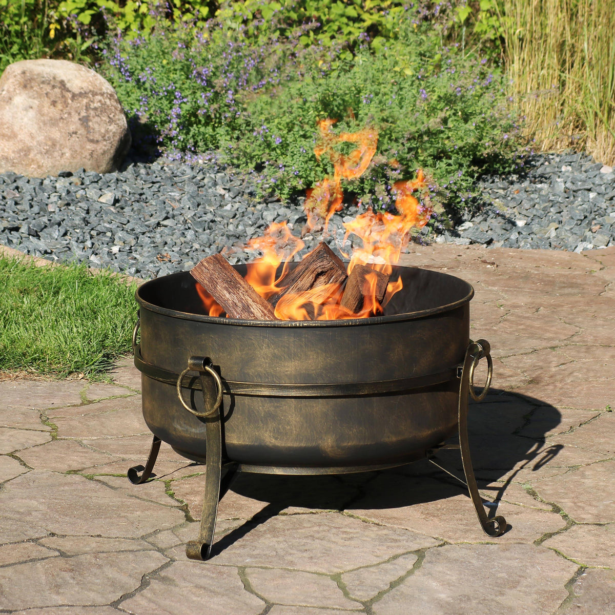 24 inch Steel Cauldron Fire Pit with Spark Screen A5354