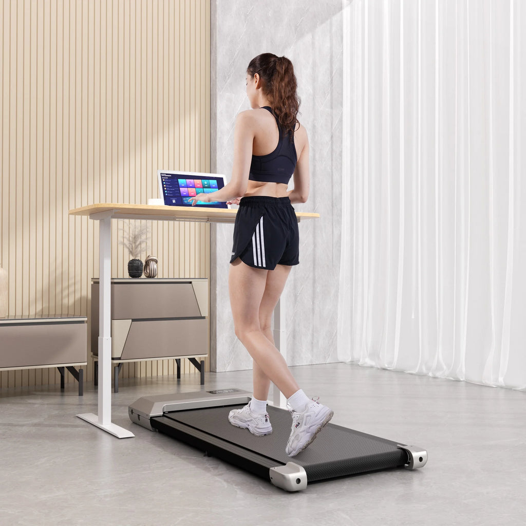 2.5Hp Ultra-Quiet Walking Pad Treadmill with Remote Control J307