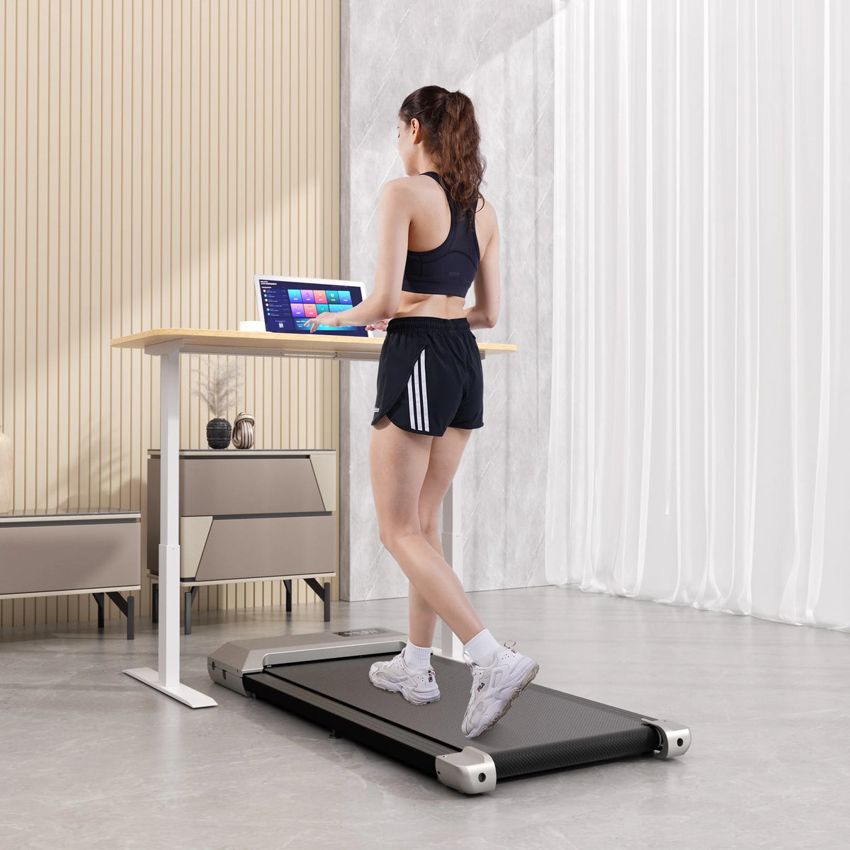 2.5Hp Ultra-Quiet Walking Pad Treadmill with Remote Control J307
